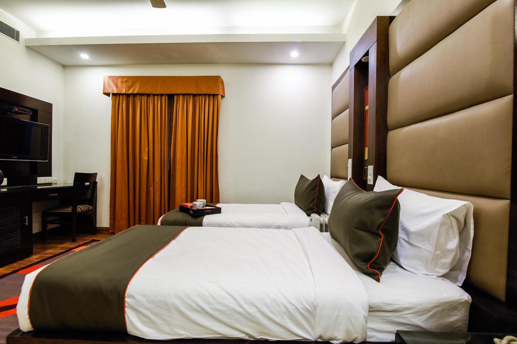 Hotel O Venkata Sai Sadan Mathrusree Nagar Kondapur  Exteriér fotografie