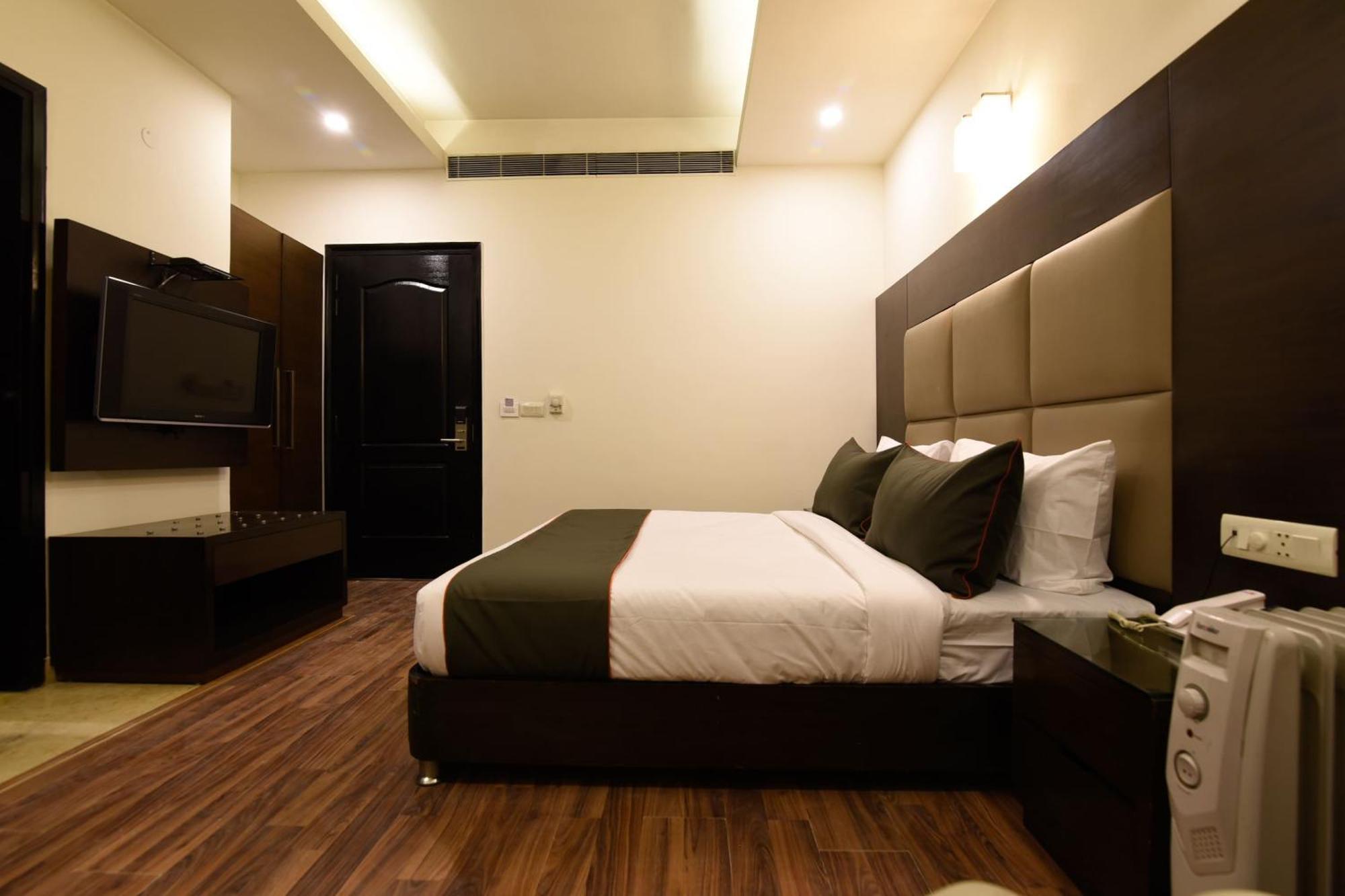 Hotel O Venkata Sai Sadan Mathrusree Nagar Kondapur  Exteriér fotografie