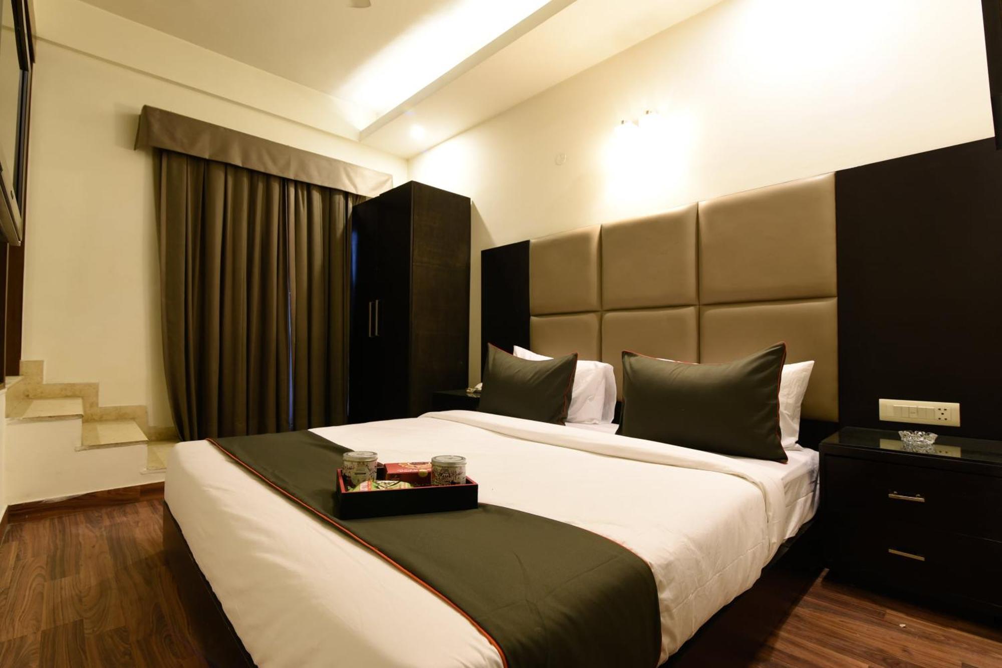 Hotel O Venkata Sai Sadan Mathrusree Nagar Kondapur  Exteriér fotografie