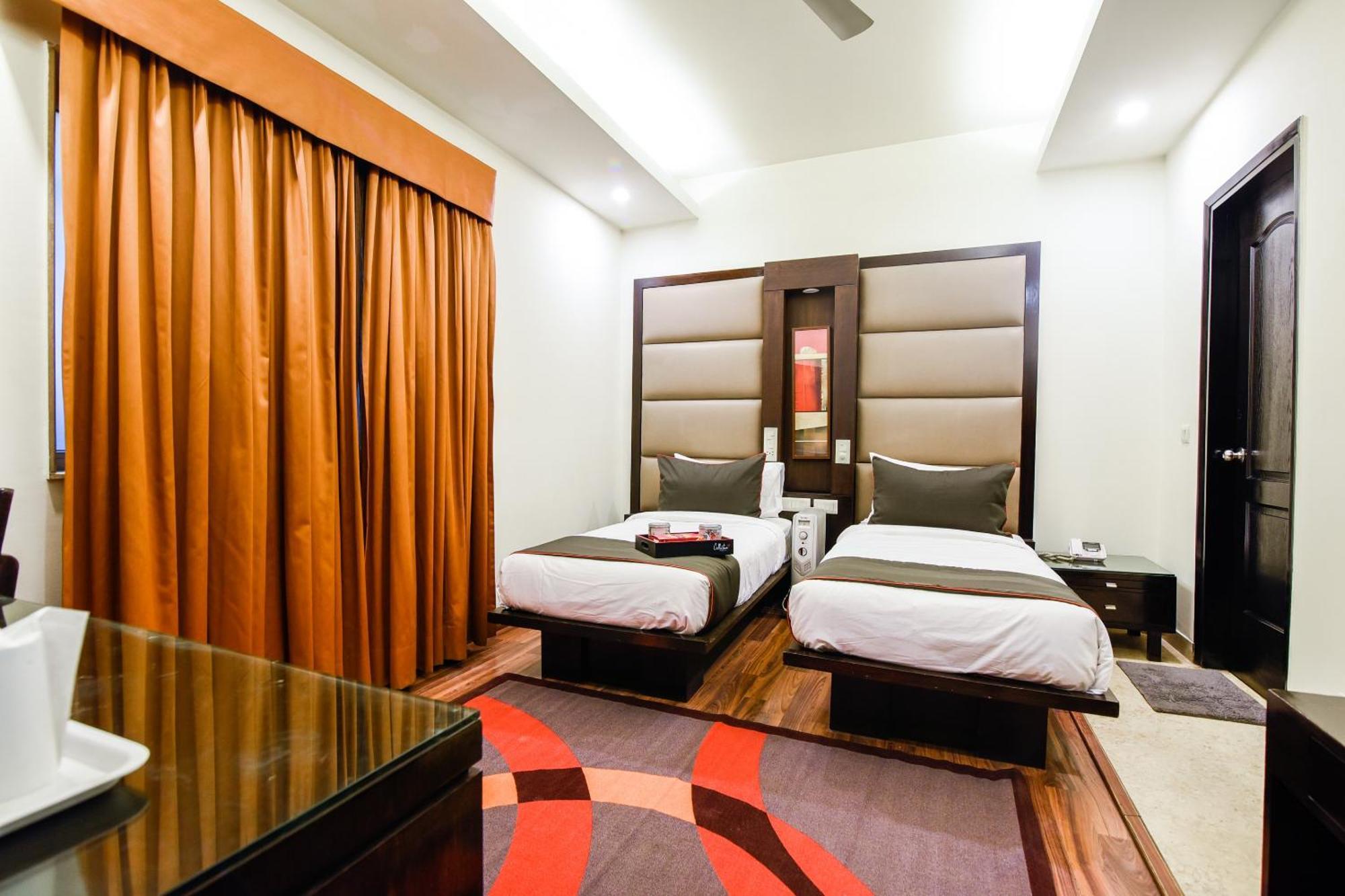 Hotel O Venkata Sai Sadan Mathrusree Nagar Kondapur  Exteriér fotografie