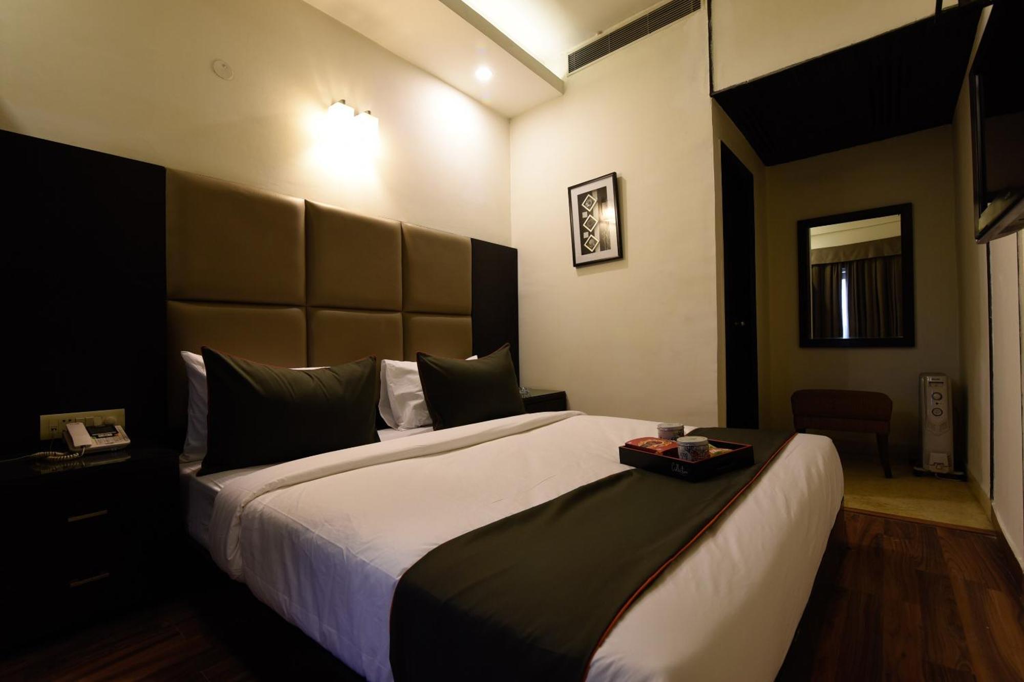 Hotel O Venkata Sai Sadan Mathrusree Nagar Kondapur  Exteriér fotografie